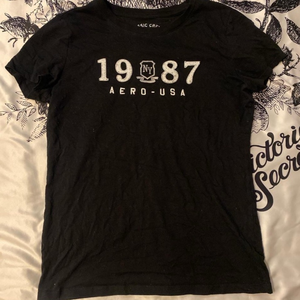 black aeropostale t shirt